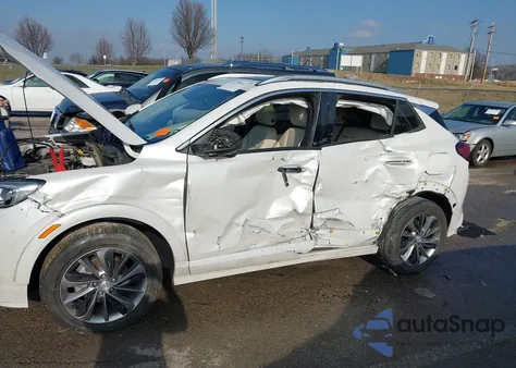 2022 Buick Encore Gx Awd Essence z USA, uszkodzony, nr VIN KL4MMGSL0NB093534